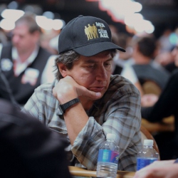 2,100 Players Enter World Series of Poker Main Event on Day 1B